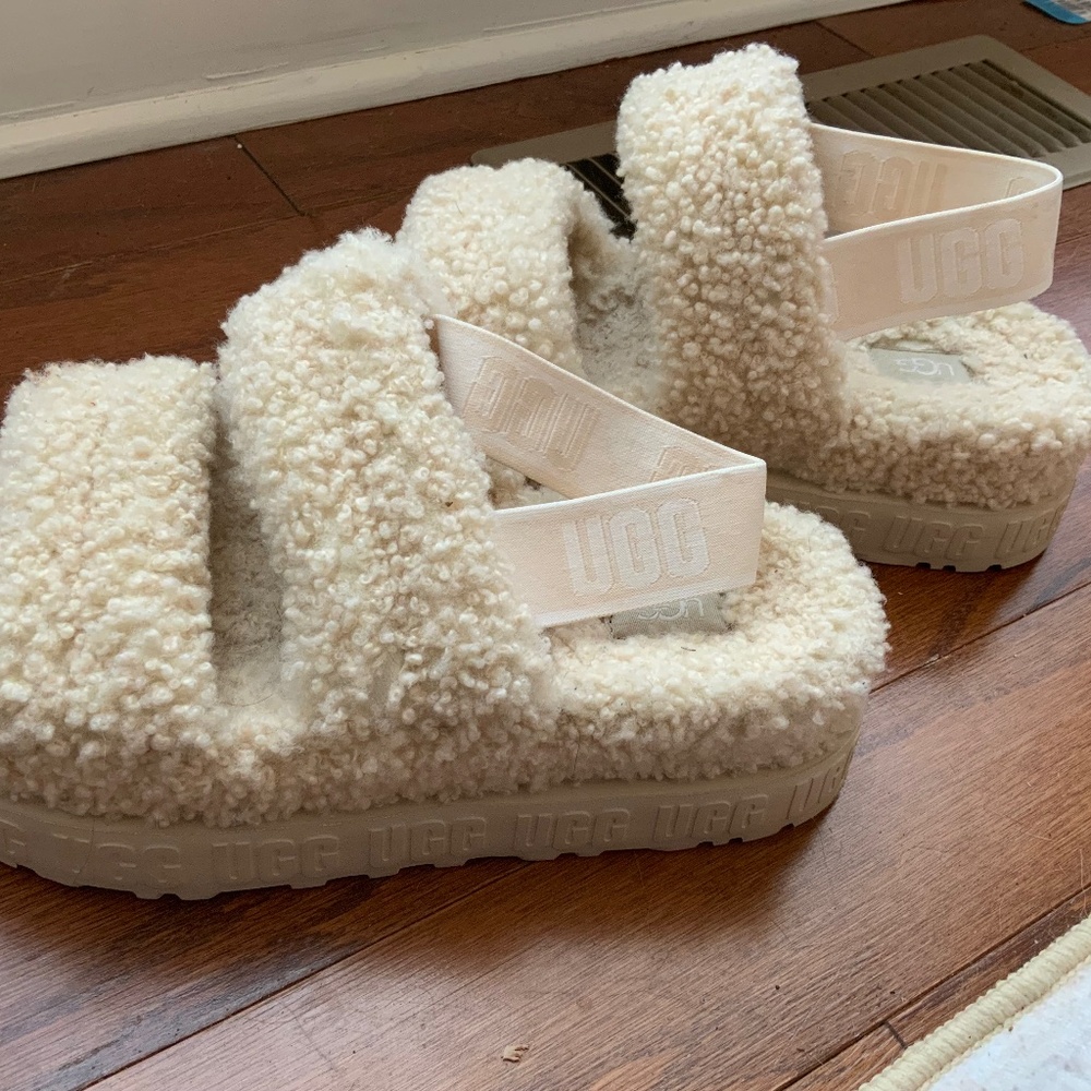 Ugg cream fuzzy slippers